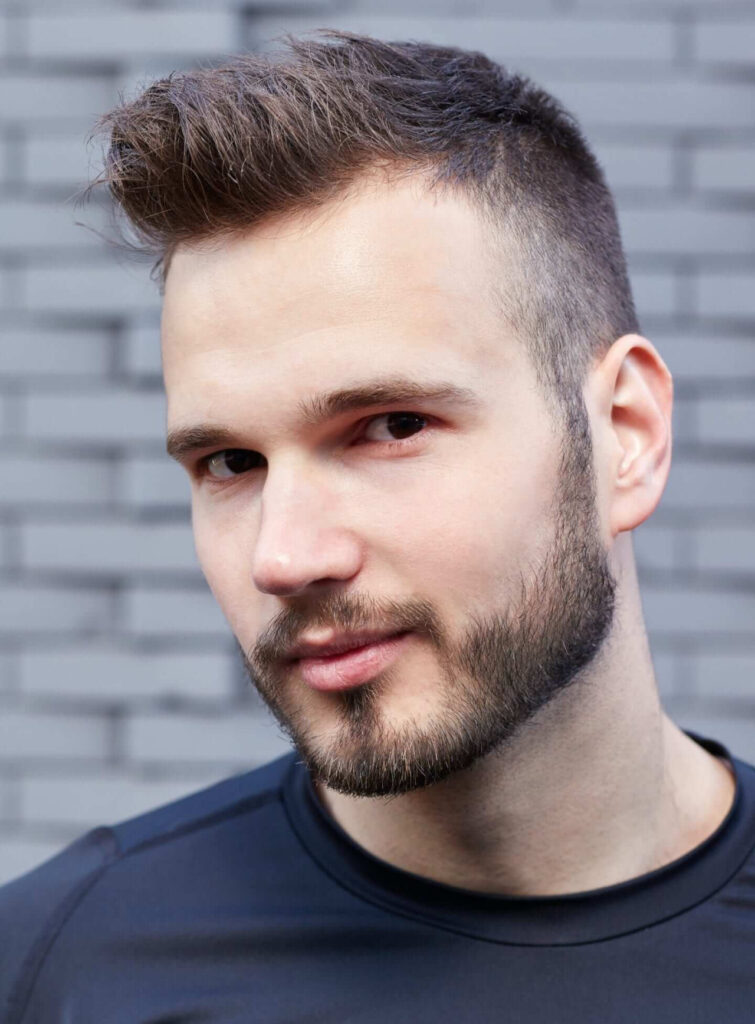 Blog-Mens-Market-1-e1690466763596-1-755x1024 Corte de Cabelo Masculino 2024: Moda