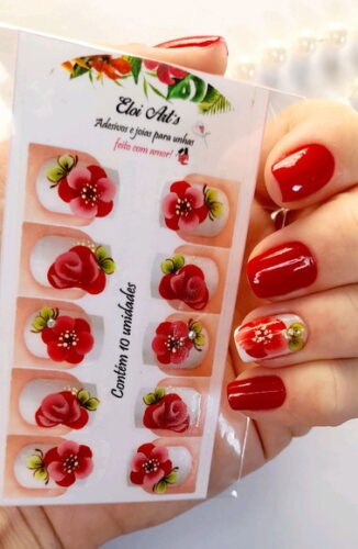 adesivos-artesanais-para-unhas-adesivos-de-unha-100base-326x500 Unhas Decoradas Lilás 2024: Fotos e Ideias